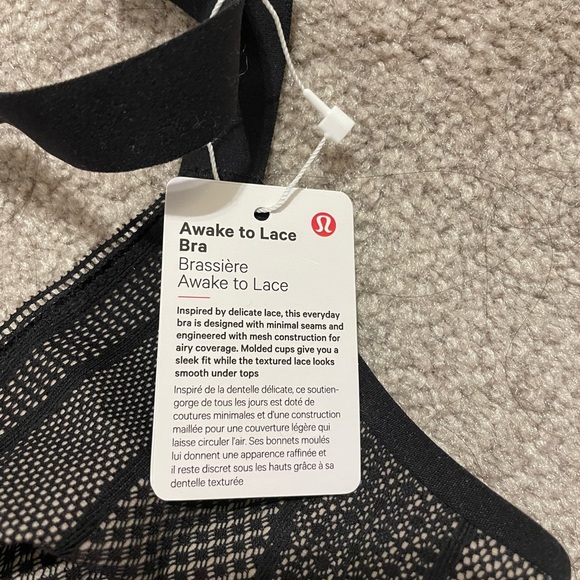 Lululemon sports bra - Picture 2 of 3